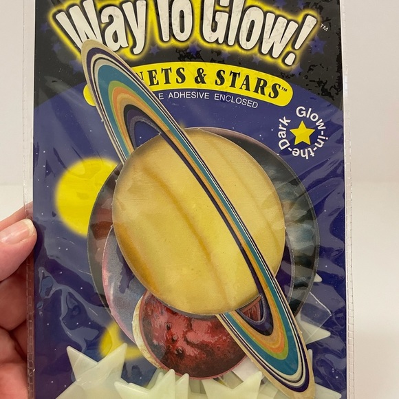 Way to Glow Planets snd Stars stick ons - Picture 1 of 3